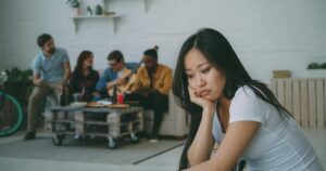 why do i feel like everyone hates me — featured image