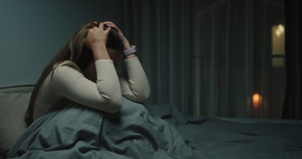 how to fall asleep with anxiety — featured image